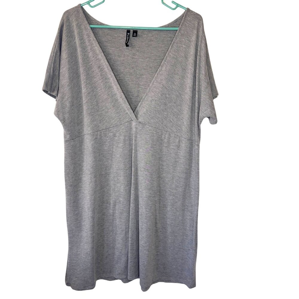 3/$20 Portocruz Gray Short Sleeve V Neck Swim Coverup